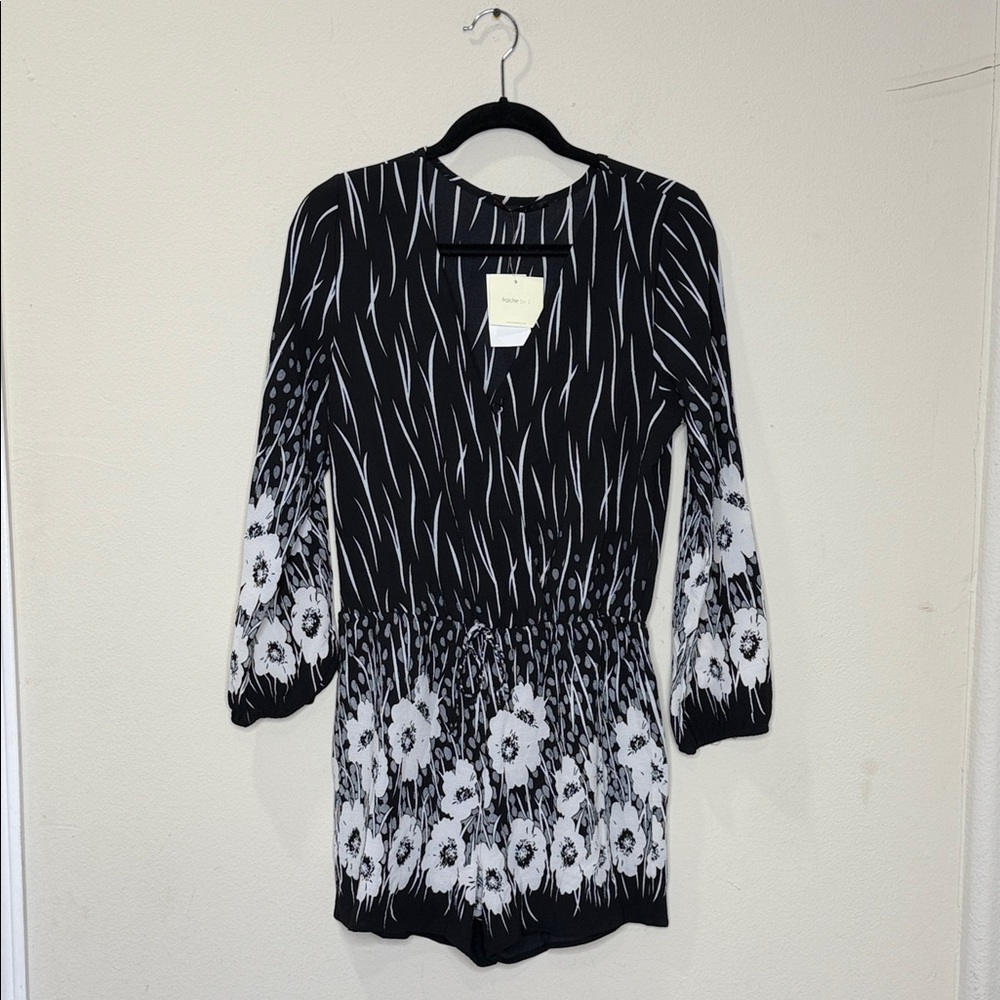 Fraiche By J. Black and White Floral Romper Short